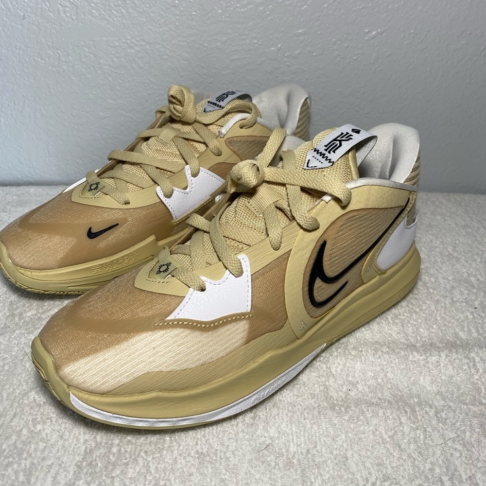 Kyrie Low 5 TB Promo Gold/Black by Nike - Picture 4 of 8
